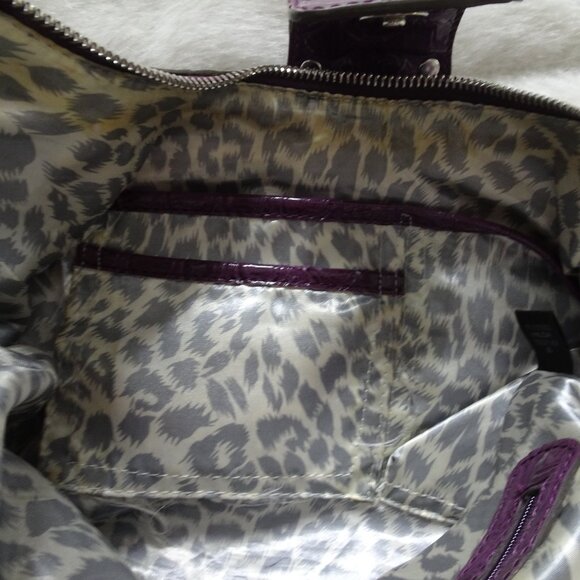 Women's Guess Purple Handbag - Picture 8 of 9